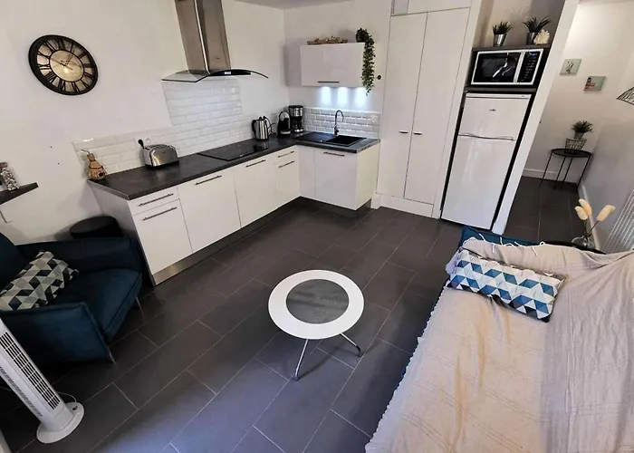 Le Mail A La - Appt T2 4 Couchages Port Leucate. Ref: 2mai_603 Mae-3184